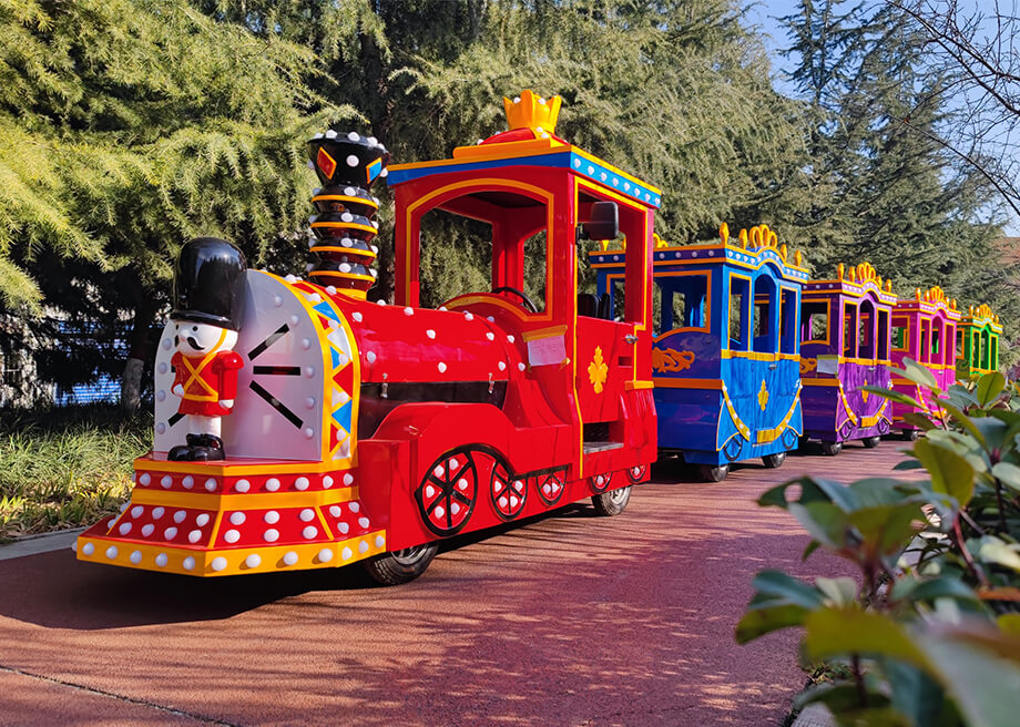 Soldier Kids Train Rides